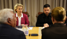 Ursula Von der Leyen et Volodymyr Zelensky, le 2 octobre 2025, à Copenhague ( Ritzau Scanpix / MADS CLAUS RASMUSSEN )