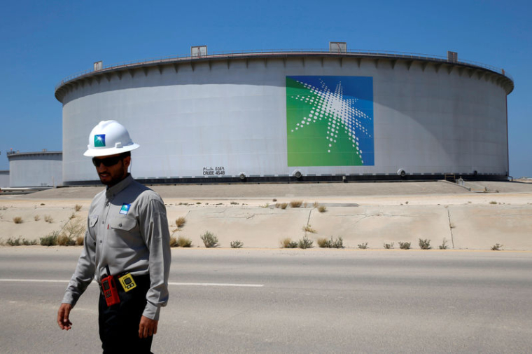 LE PRINCE HÉRITIER SAOUDIEN PROMET L'IPO D'ARAMCO DÉBUT 2021, RAPPORTE BLOOMBERG