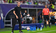 Filipe Luís admiratif de Safonov et du PSG