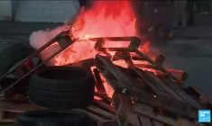 Attaque mortelle d'un fourgon pénitentiaire: minute de silence observée, les malfaiteurs en fuite