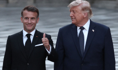 Emmanuel Macron et Donald Trump à Versailles, le 17 juin 2026. ( AFP / GUILLAUME BAPTISTE )