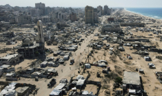 Vue aérienne des alentours du port de la ville de Gaza, dans le nord du territoire palestinien dévasté par deux ans de guerre, 20 octobre 2025 ( AFP / - )