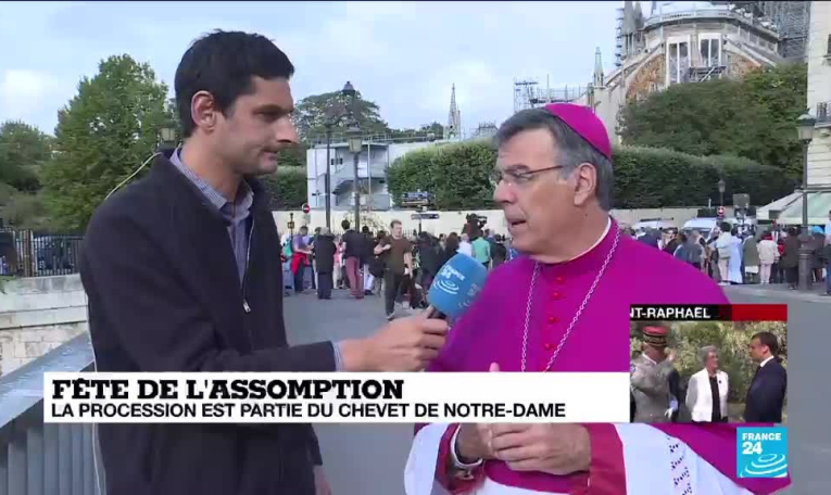 Fête de l'Assomption : la procession est partie du chevet de Notre-Dame
