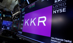 Les informations de négociation pour KKR & Co sont vues à la Bourse de New York (NYSE) à New York