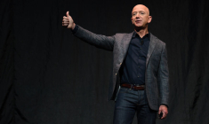 JEFF BEZOS A VENDU POUR 2,8 MILLIARDS DE DOLLARS D'ACTIONS AMAZON