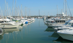 La ville de Royan (Charente-Maritime) lutte contre la location de meublés touristiques. (illustration) (Pixabay / TonyScott)