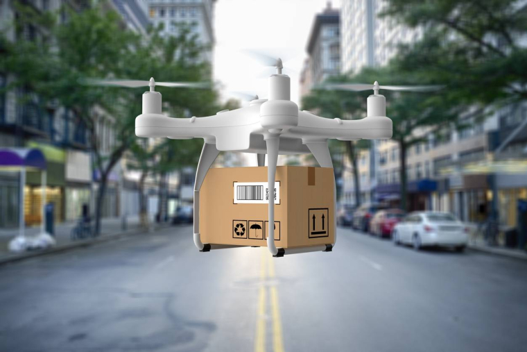 La livraison par drone / istock - baranodzemir