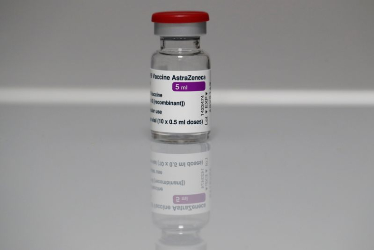 LA HAS VA SANS DOUTE RECOMMANDER LES VACCINS ARN POUR LES MOINS DE 55 ANS APRÈS UNE PREMIÈRE DOSE D'ASTRAZENECA