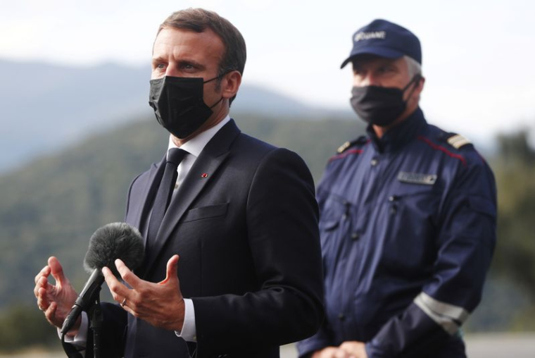 MACRON ANNONCE LE DOUBLEMENT DES EFFECTIFS AUX FRONTIÈRES
