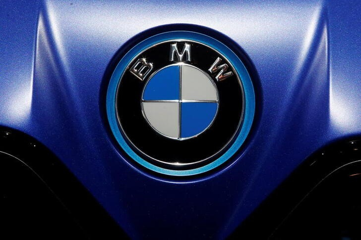 BMW RÉDUIT SES PRÉVISIONS DE BÉNÉFICE POUR L'AUTOMOBILE EN RAISON DE LA GUERRE EN UKRAINE