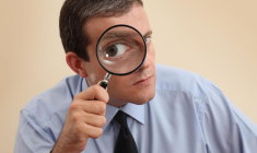 Répondre aux questions de votre banquier est une obligation pour le maintien du service fourni.