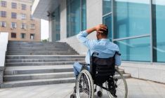 Propriétaires ou locataires peuvent profiter de Ma Prime Adapt’ pour faire des travaux dans leur résidence principale. ( crédit photo : Shutterstock )