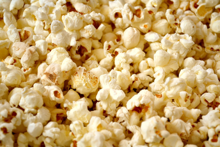 Le pop-corn des cinémas Pathé est désormais en vente chez Carrefour. (illustration) (sentraldigital / Pixabay)