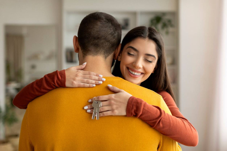 Location : le « faux couple », une pratique risquée pour accéder à un logement / iStock.com - Prostock-Studio