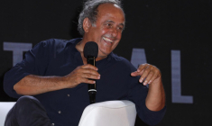 Platini : « C’est un réel plaisir d’acheter ma baguette de pain »