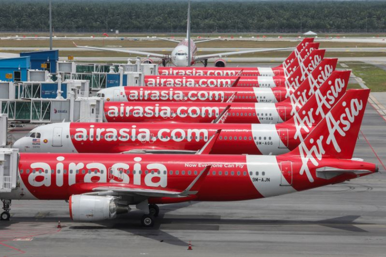 AIRBUS MET EN VENTE SIX APPAREILS NON LIVRÉS À AIRASIA