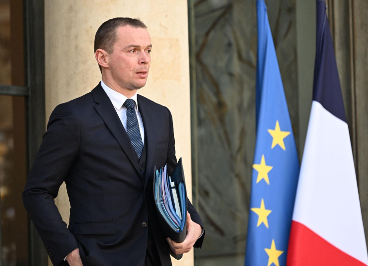 Le ministre du Travail Olivier Dussopt le 7 décembre. ( AFP / EMMANUEL DUNAND )