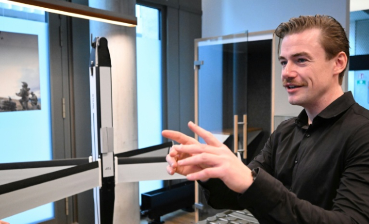 Josef Kranawetvogl, un haut responsable de la start-up du secteur de la défense Stark lors d'un entretien à l'AFP, le 10 décembre 2025 à Berlin ( AFP / Tobias SCHWARZ )