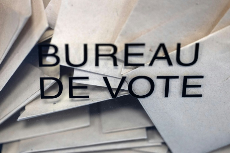 Municipales: un deuxième tour aura lieu dans près de 1.600 communes sur 35.000 ( AFP / Fred TANNEAU )