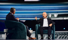 Jeff Bezos et le cofondateur de Facebook pourraient devenir actionnaire de Liverpool
