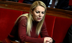 La parlementaire RN Edwige Diaz lors d'un débat sur le projet de budget à l'Assemblée nationale, le 19 novembre 2025 ( AFP / JULIEN DE ROSA )