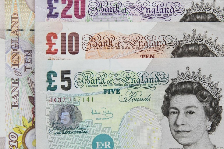 Les fonds spéculatifs ont augmenté leurs positions nettes vendeuses sur la livre. (crédit : public domain pictures)