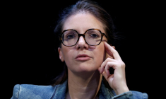 La ministre Aurore Bergé  à Paris le 11 avril 2026 ( AFP / Ian LANGSDON )