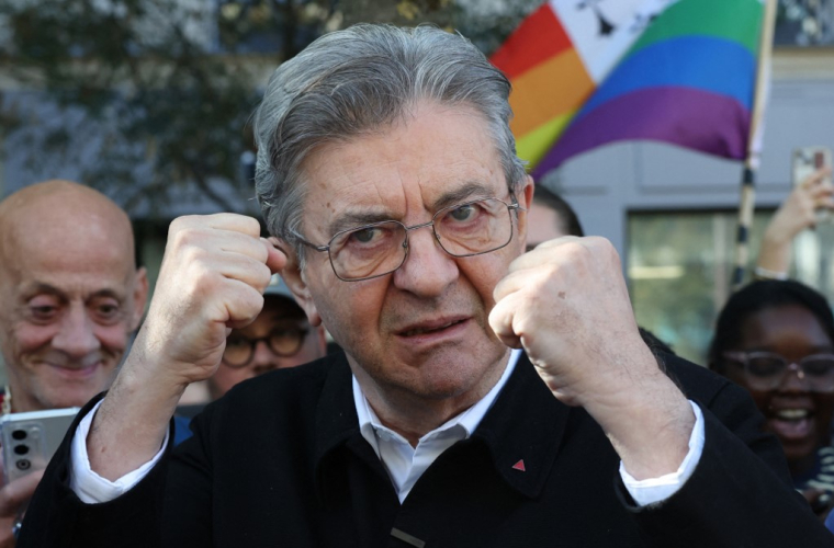 Jean-Luc Mélenchon à Paris, le 3 octobre 2026. ( AFP / KENZO TRIBOUILLARD )
