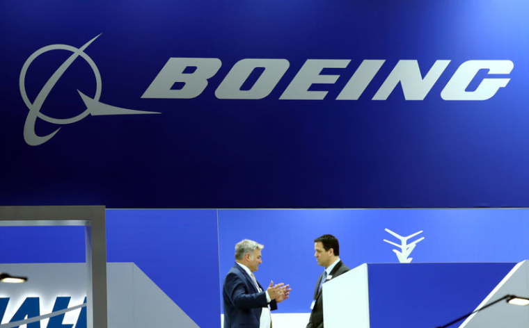 BOEING RELÈVE DE 3% SA PRÉVISION DE MARCHÉ SUR 20 ANS