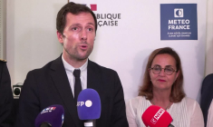 Canicule: 49 départements en vigilance rouge lundi (gouvernement)