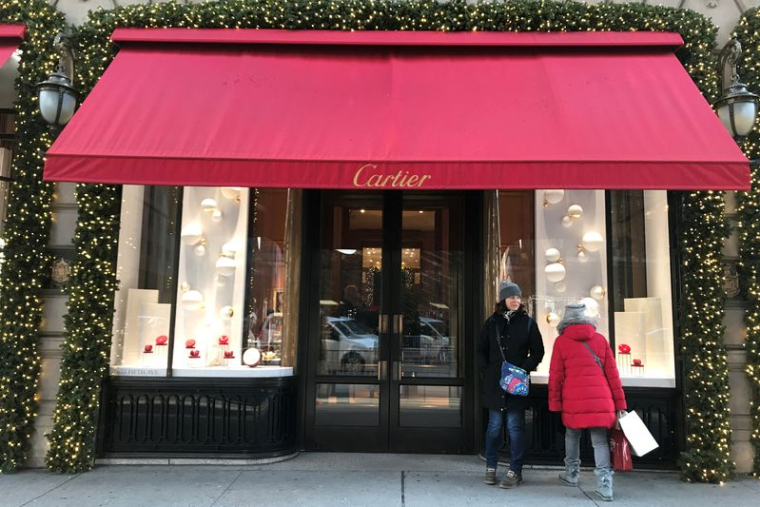 La boutique Cartier est photographiée dans l'arrondissement de Manhattan à New York