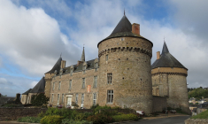 Château de Sillé-le-Guillaume (Crédit photo: Romain Bréget - !Wikimedia Commons)