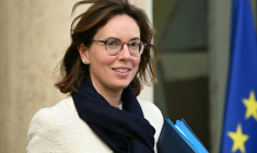 La ministre des Comptes publics Amélie de Montchalin à la sortie de l'Elysée, le 11 février 2026 à Paris ( AFP / Bertrand GUAY )