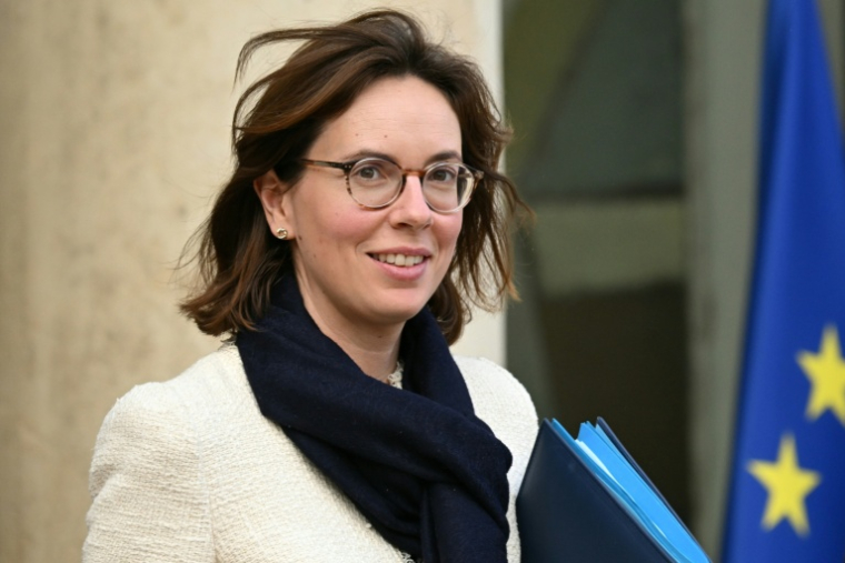 La ministre des Comptes publics Amélie de Montchalin à la sortie de l'Elysée, le 11 février 2026 à Paris ( AFP / Bertrand GUAY )