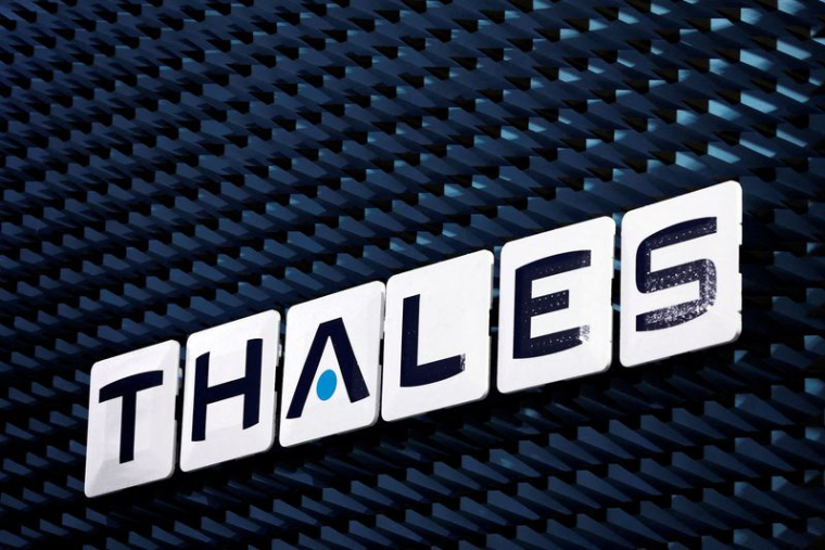 Photo d'archives du logo de Thales