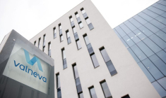 CORONAVIRUS: LE VACCIN DE VALNEVA APPROUVÉ EN GRANDE-BRETAGNE, L'ACTION S'ENVOLE