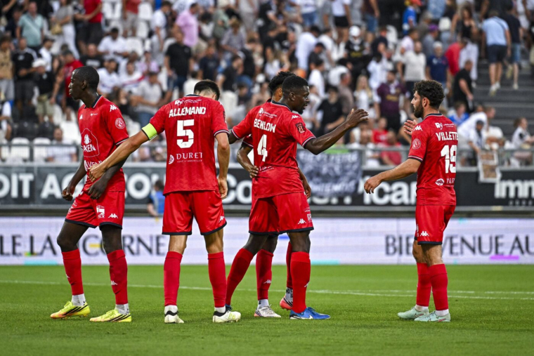 La Roche-sur-Yon et Rouen se tirent la bourre en tête de la Ligue 3