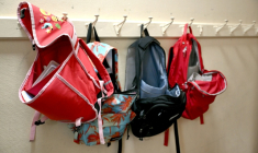 Trois hommes, dont deux animateurs, ont été interpellés pour des faits d'agressions sexuelles commis sur 12 enfants, âgés de 3 à 9 ans, dans trois écoles parisiennes. ( AFP / Bertrand GUAY )