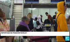 Transports : des scènes de chaos dans les aéroports canadiens à cause des grèves