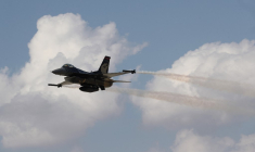 Un F-16 en vol de démonstration en Turquie, en 2020 (illustration) ( AFP / ADEM ALTAN )
