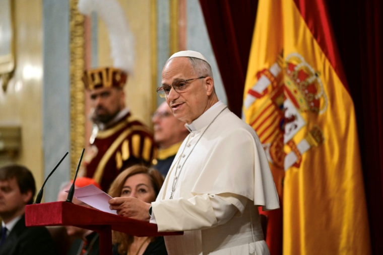 Le pape Léon XIV devant le Parlement espagnol à Madrid le 8 juin 2026 ( AFP / Stefano RELLANDINI )