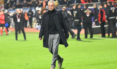 José Mourinho (Fenerbahçe) se lance dans le vin