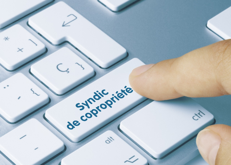 Attention aux états datés des syndics de copropriété qui peuvent s'avérer coûteux en frais ( Crédits : © momius - stock.adobe.com)