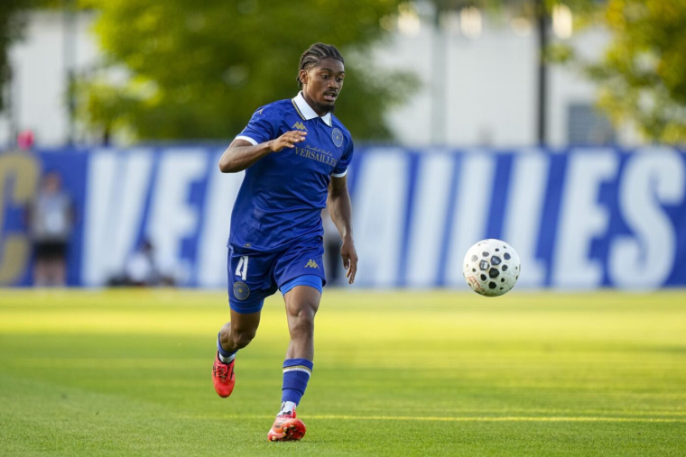 National : Versailles reçu trois sur trois, Sochaux surpris à Rouen