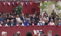 La famille royale britannique assiste à un défilé militaire à Londres