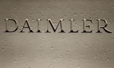 DAIMLER BAISSE SON DIVIDENDE APRÈS LA CHUTE DE SON BÉNÉFICE ANNUEL