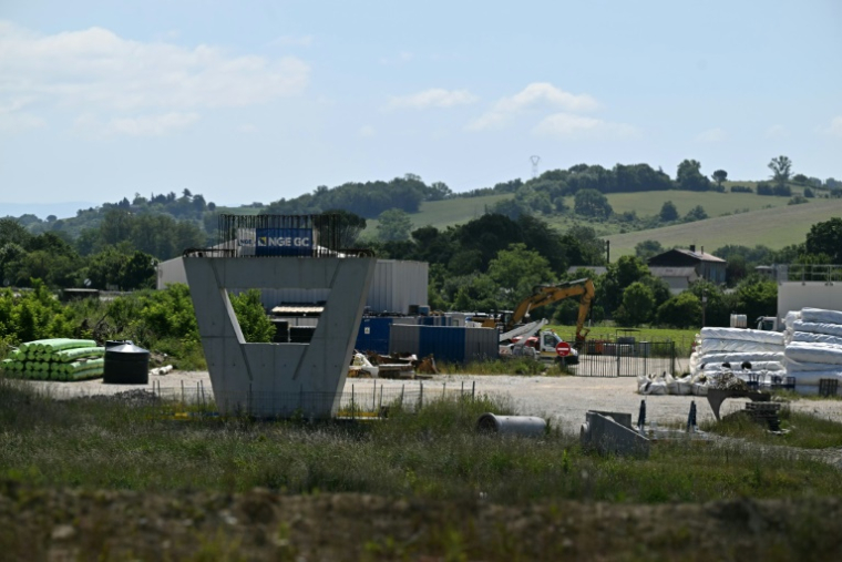 Le chantier de construction de l'autoroute A69 Toulouse-Castres à Verfeil, le 28 mai 2025 en Haute-Garonne ( AFP / Lionel BONAVENTURE )