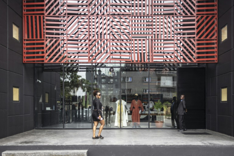 L'entrée du concept-store de mode et de décoration de luxe Alára, le 20 août 2025 à Lagos, au Nigeria ( AFP / OLYMPIA DE MAISMONT )