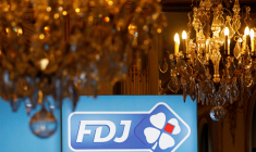 PARIS ENCLENCHE LES PRIVATISATIONS AVEC LA MISE EN BOURSE DE LA FDJ