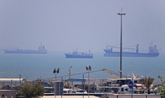Des navires dans le détroit d'Ormuz, au large de Bandar Abbas, le 18 juin 2026 (illustration) ( ISNA / AMIRHOSSEIN KHORGOOEI )